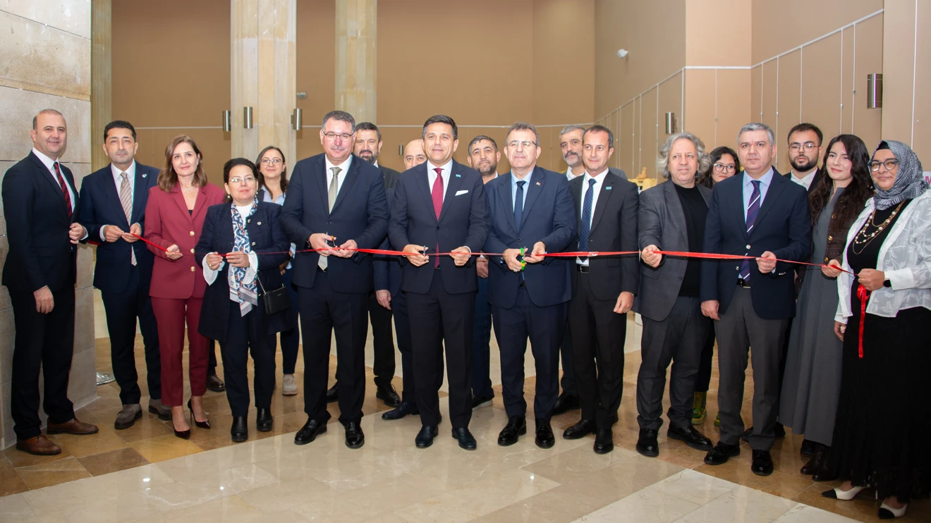 Ayakkabı sektörünün geleceği panelde tartışıldı